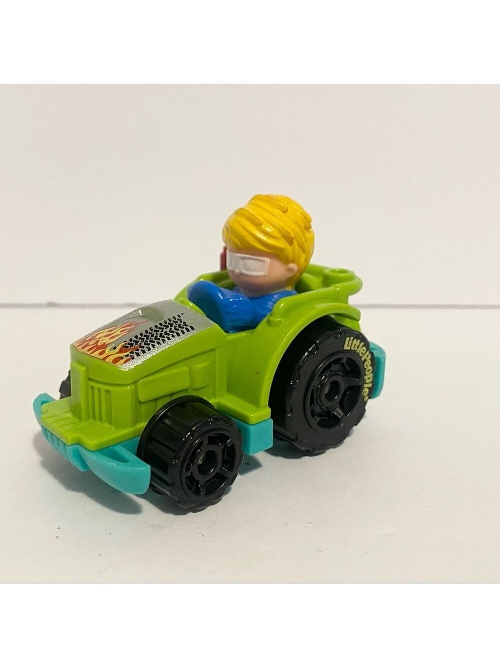 Fisher Price Wheelies Car Little People Lot Race Boy Girl Chunky Toddler 4/$20 🛑